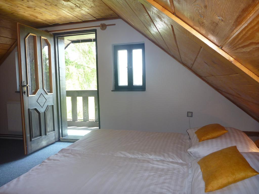 Chalupa Olsina 31 - Ferienhaus Horni Plana Bilik gambar