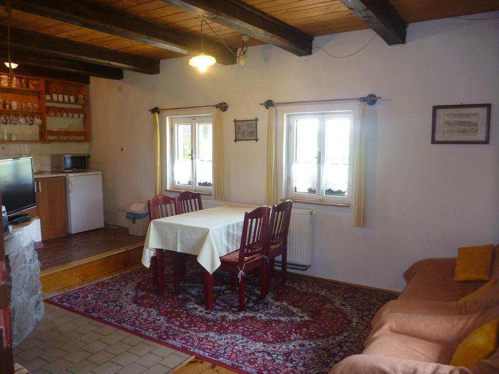 Chalupa Olsina 31 - Ferienhaus Horni Plana Bilik gambar